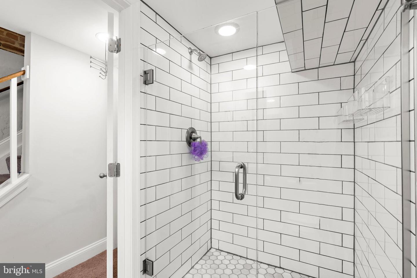 114 N Port St Property Photo 23
