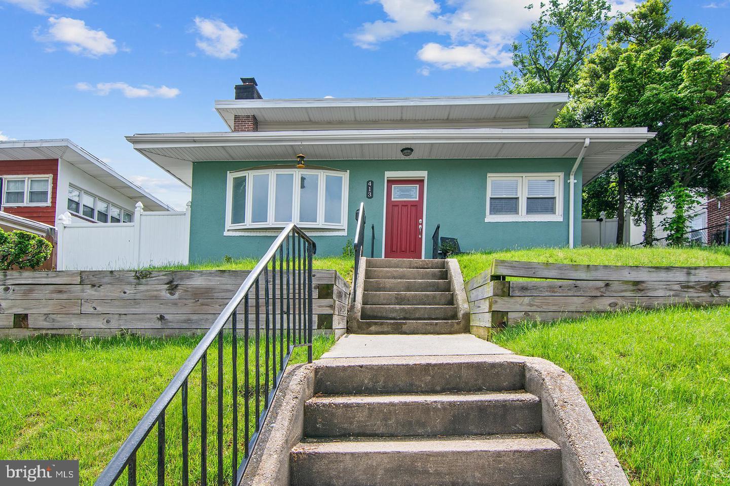 413 S Wickham Rd Property Photo 1