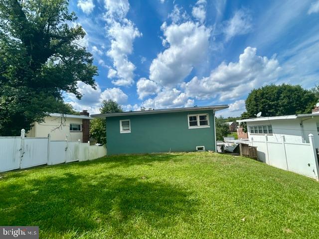 413 S Wickham Rd Property Photo 16