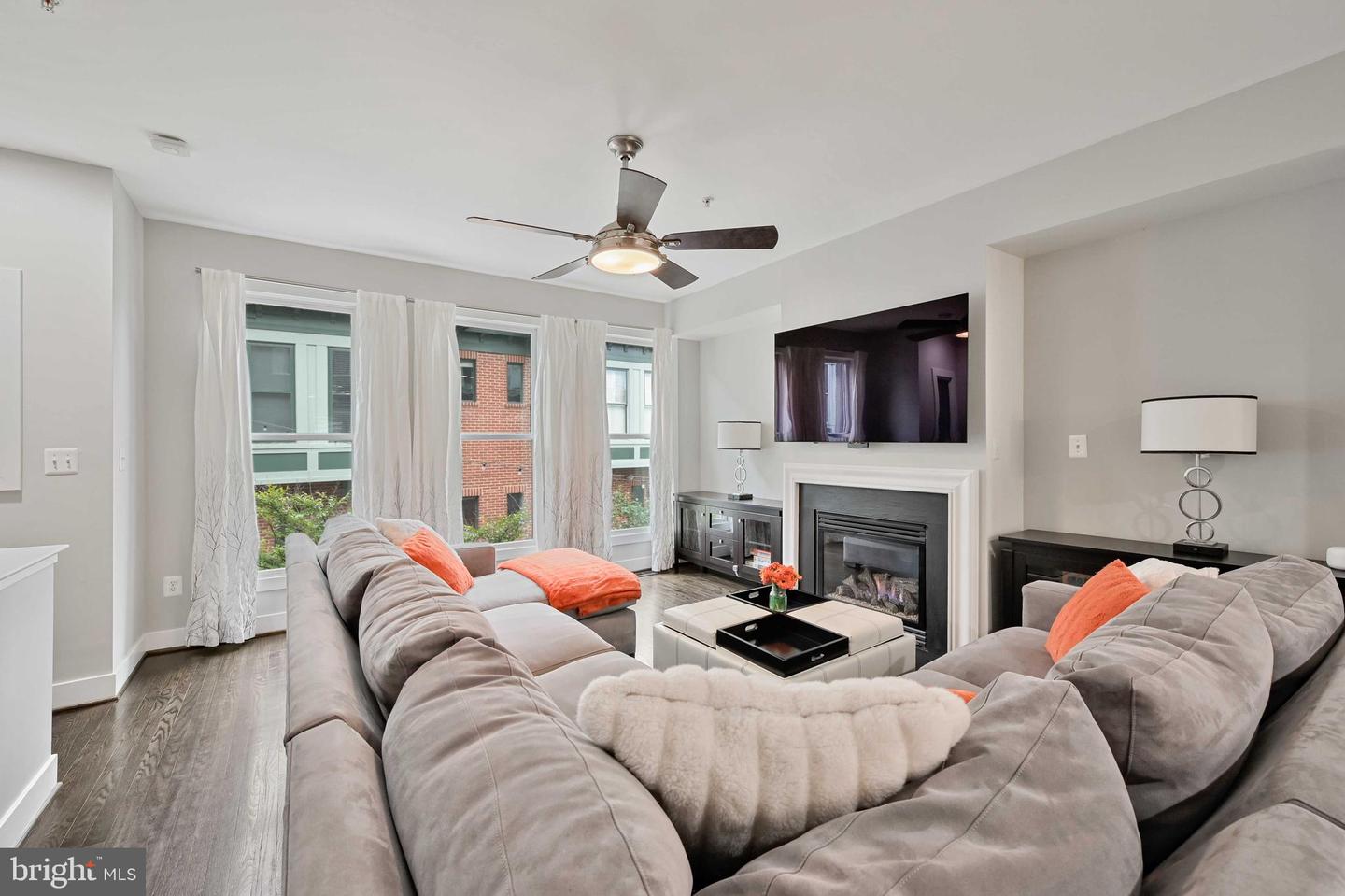 27 Yogurt Ln Property Photo 3