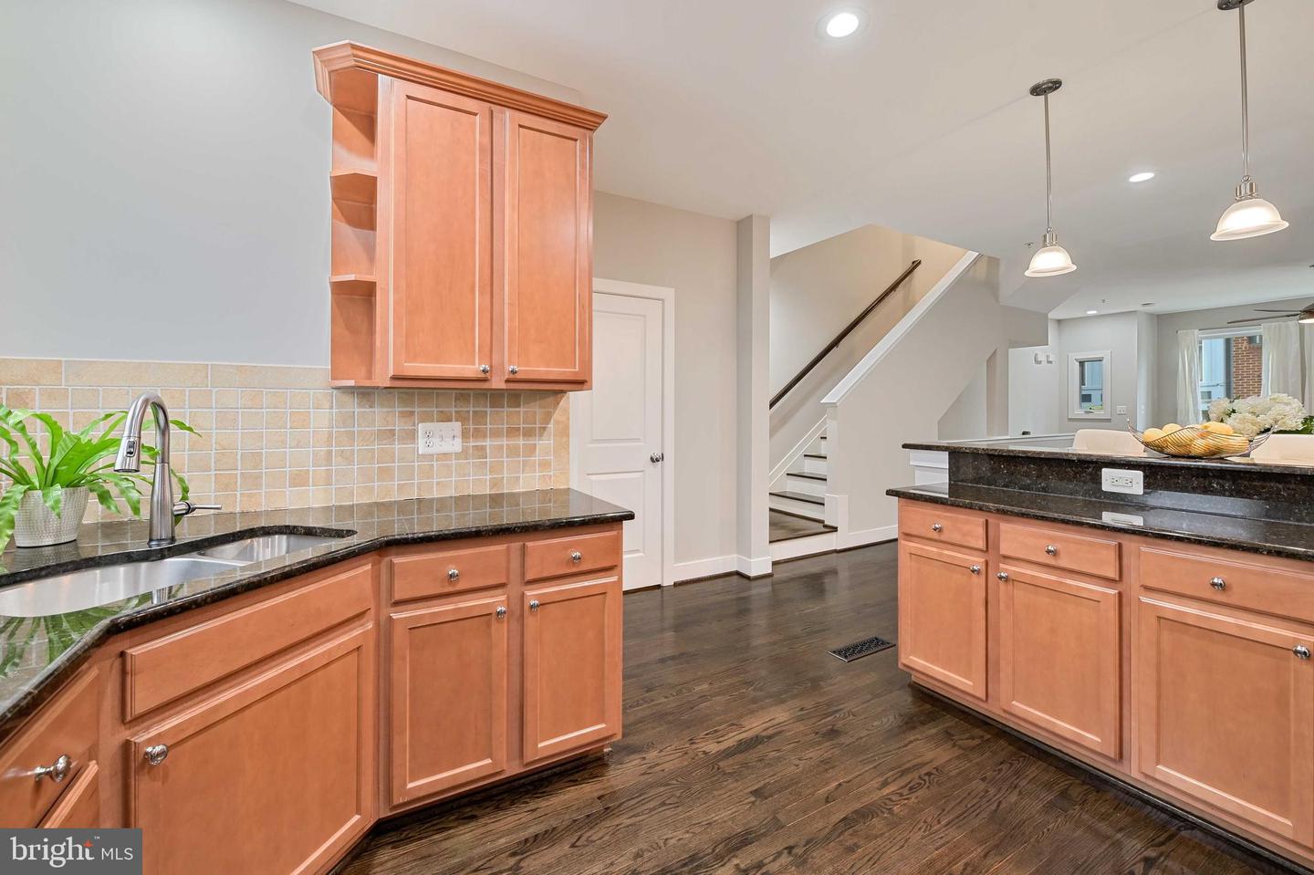 27 Yogurt Ln Property Photo 13