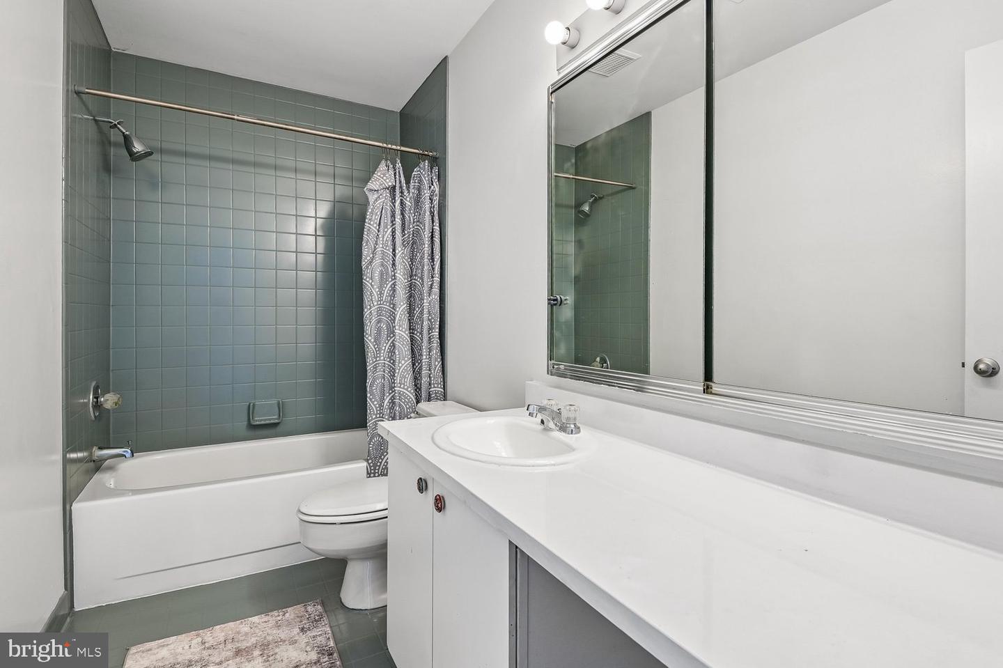 2363 Boston St Property Photo 26