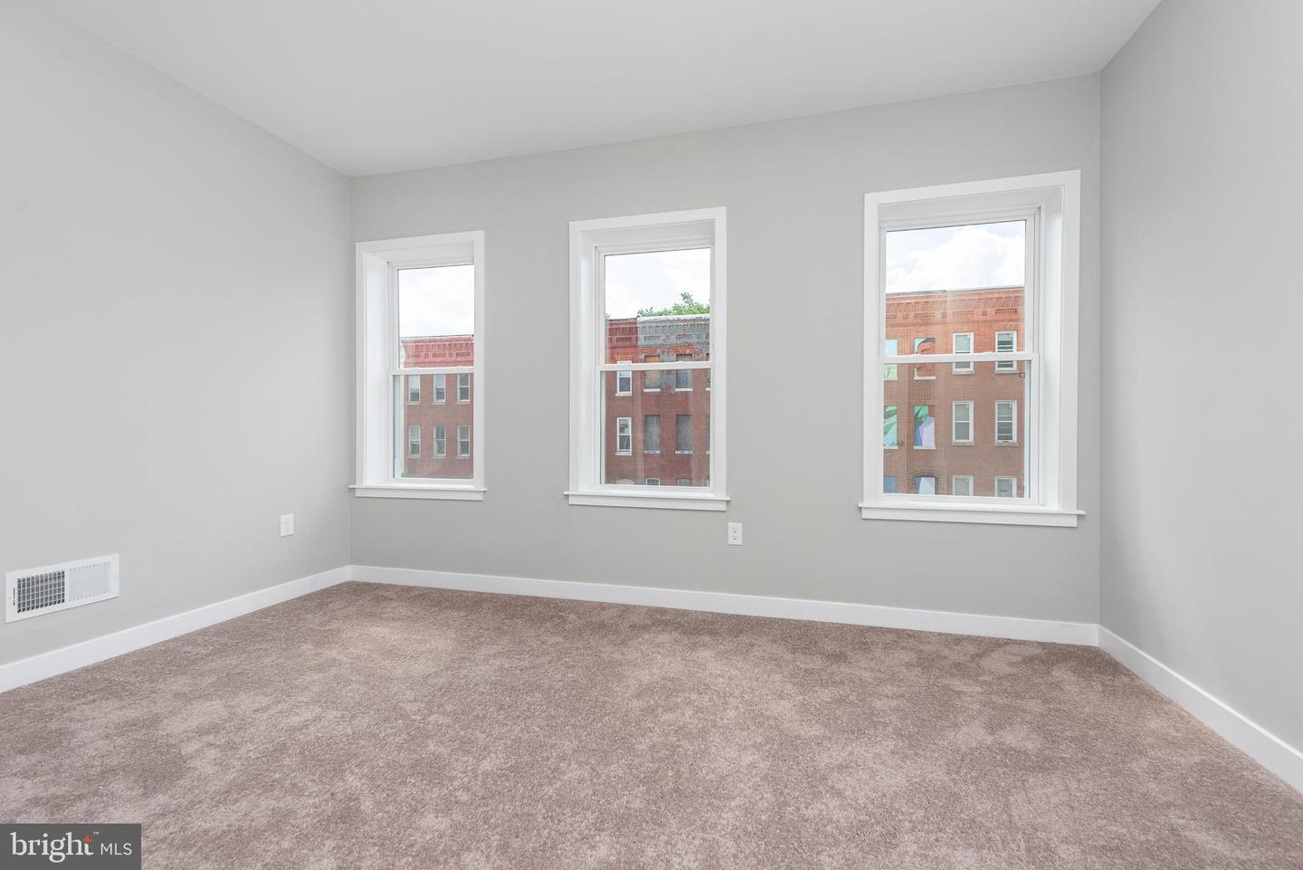 836 Edmondson Ave Property Photo 15