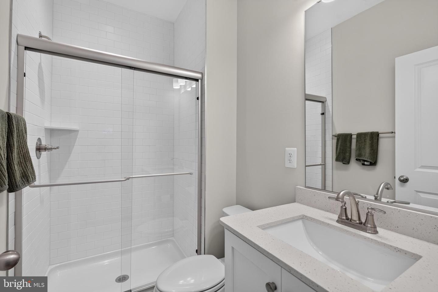 112 Glass Ln Property Photo 64