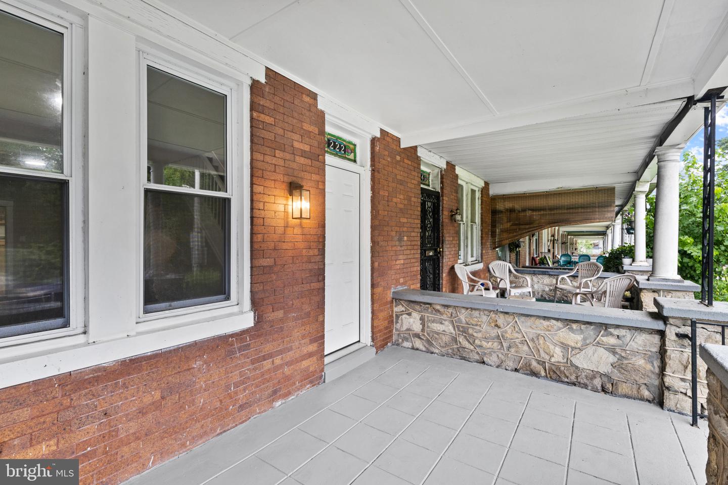 222 N Hilton St Property Photo 6