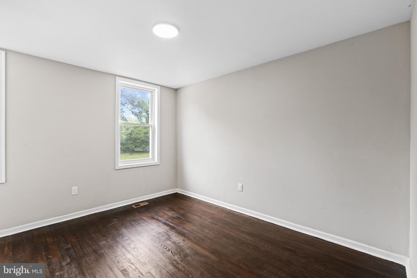 222 N Hilton St Property Photo 12