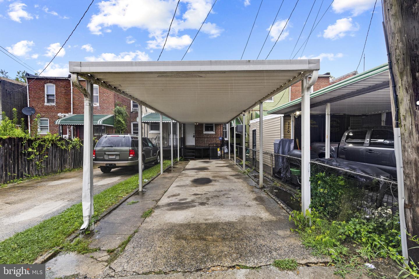 222 N Hilton St Property Photo 17