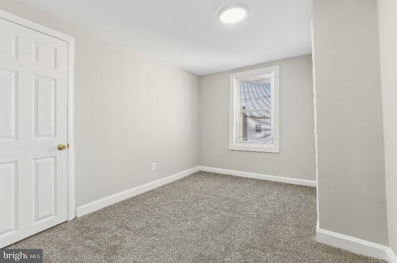 626 Archer St Property Photo 8