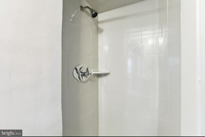 626 Archer St Property Photo 13
