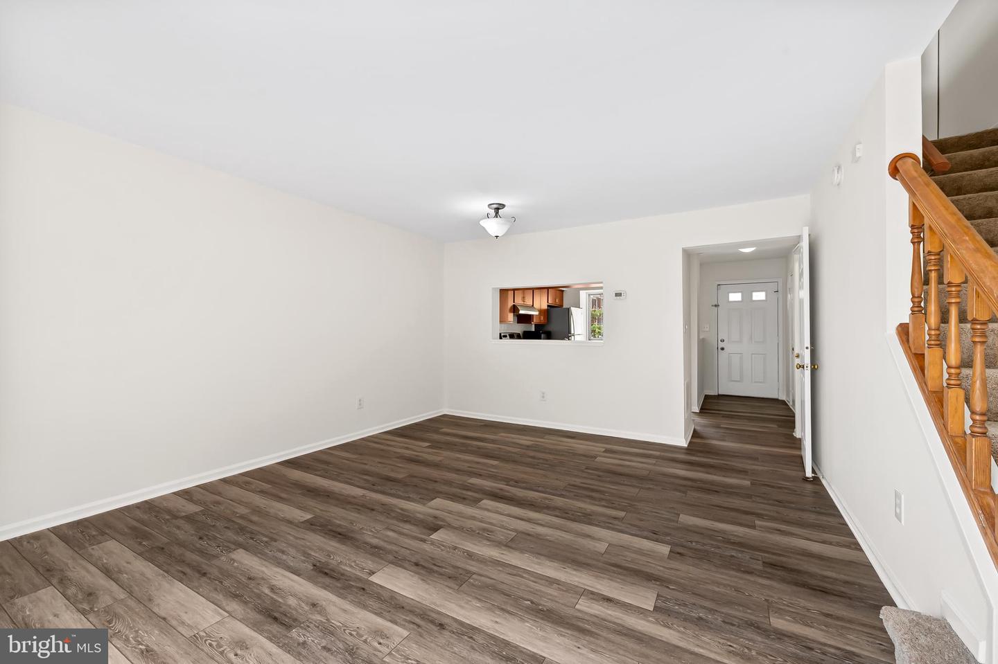 919 Dartmouthglen Way Property Photo 13