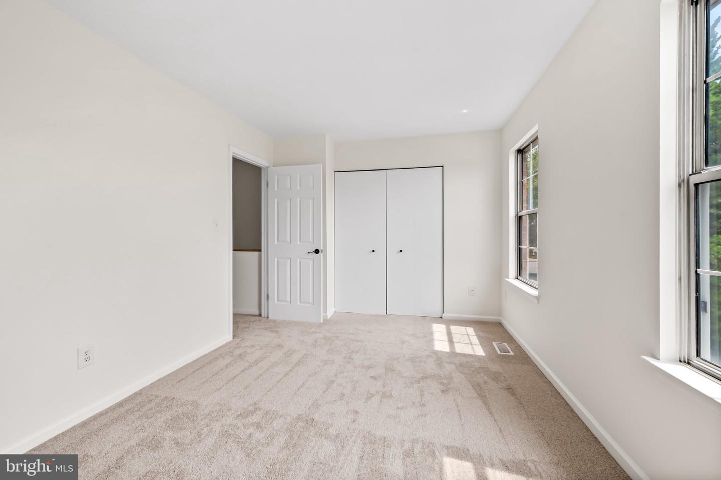 919 Dartmouthglen Way Property Photo 19