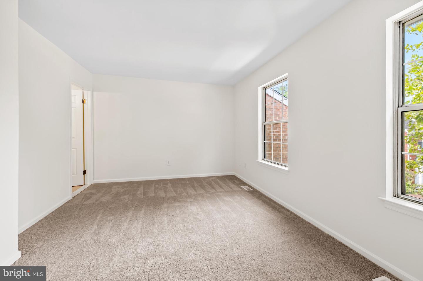 919 Dartmouthglen Way Property Photo 23