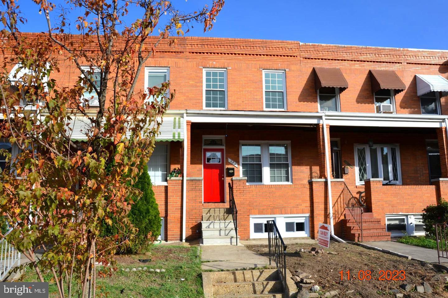323 Drew St Property Photo 1
