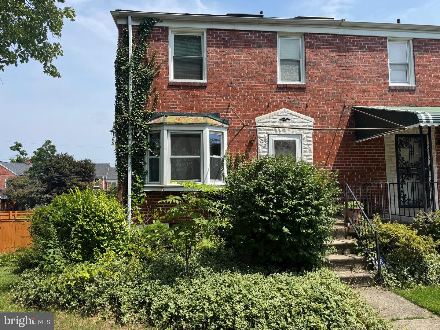 723 Stamford Rd Property Photo 1