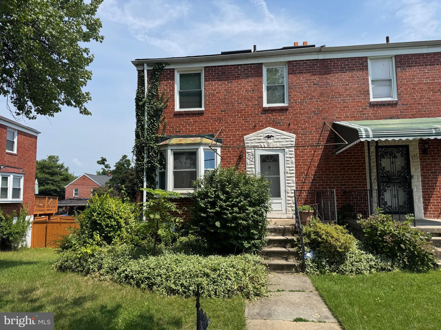 723 Stamford Rd Property Photo 2
