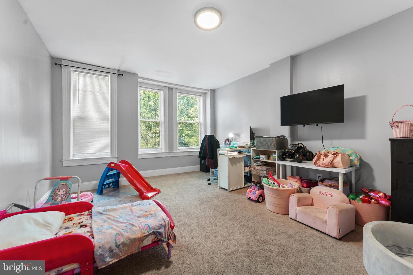 1246 N Broadway Property Photo 19