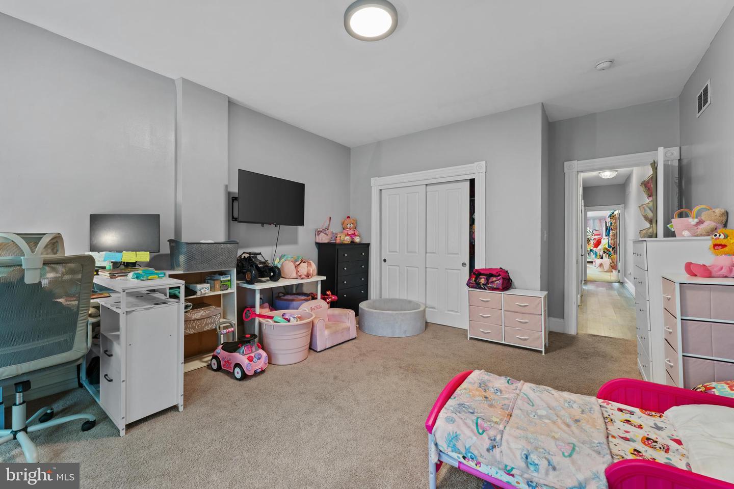1246 N Broadway Property Photo 21