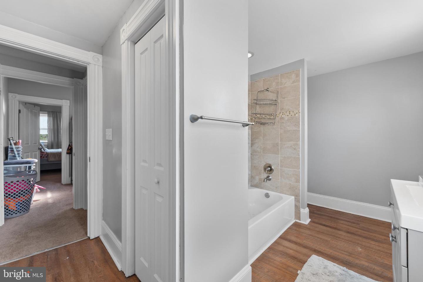 1246 N Broadway Property Photo 30