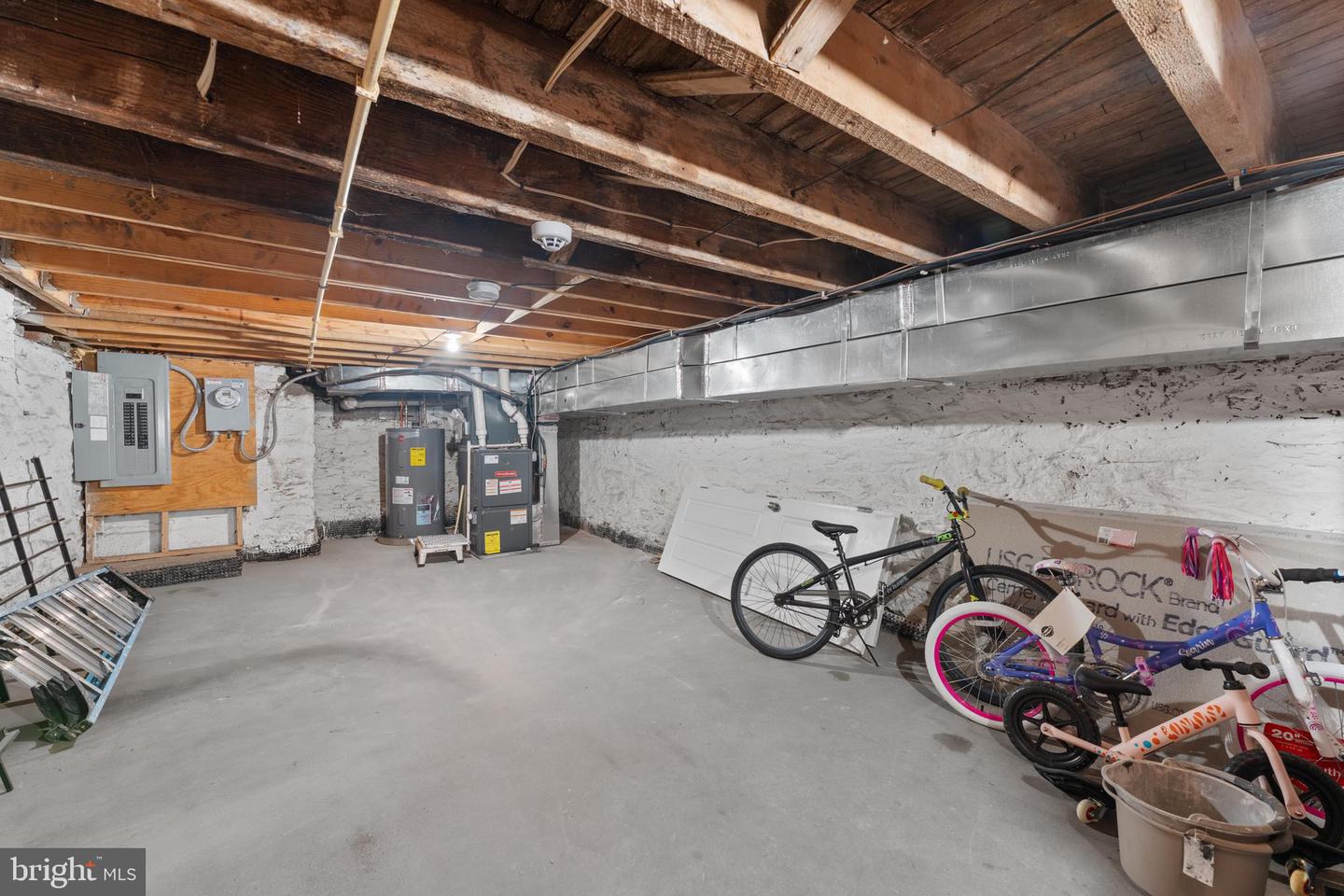 1246 N Broadway Property Photo 34