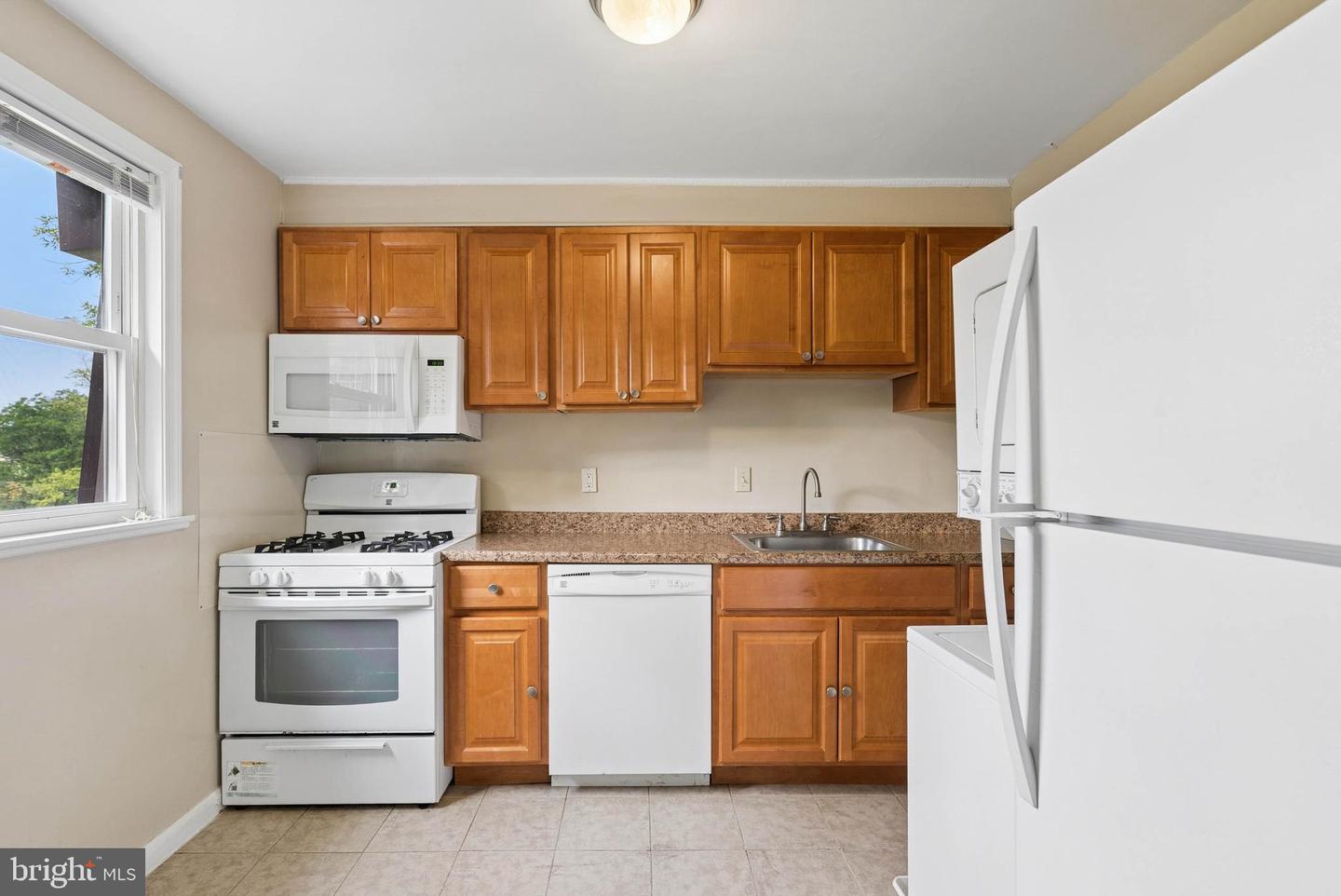 6431 Walther Ave #e Property Photo 10