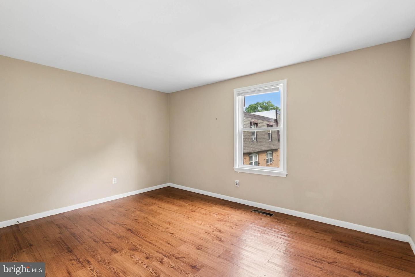 6431 Walther Ave #e Property Photo 18