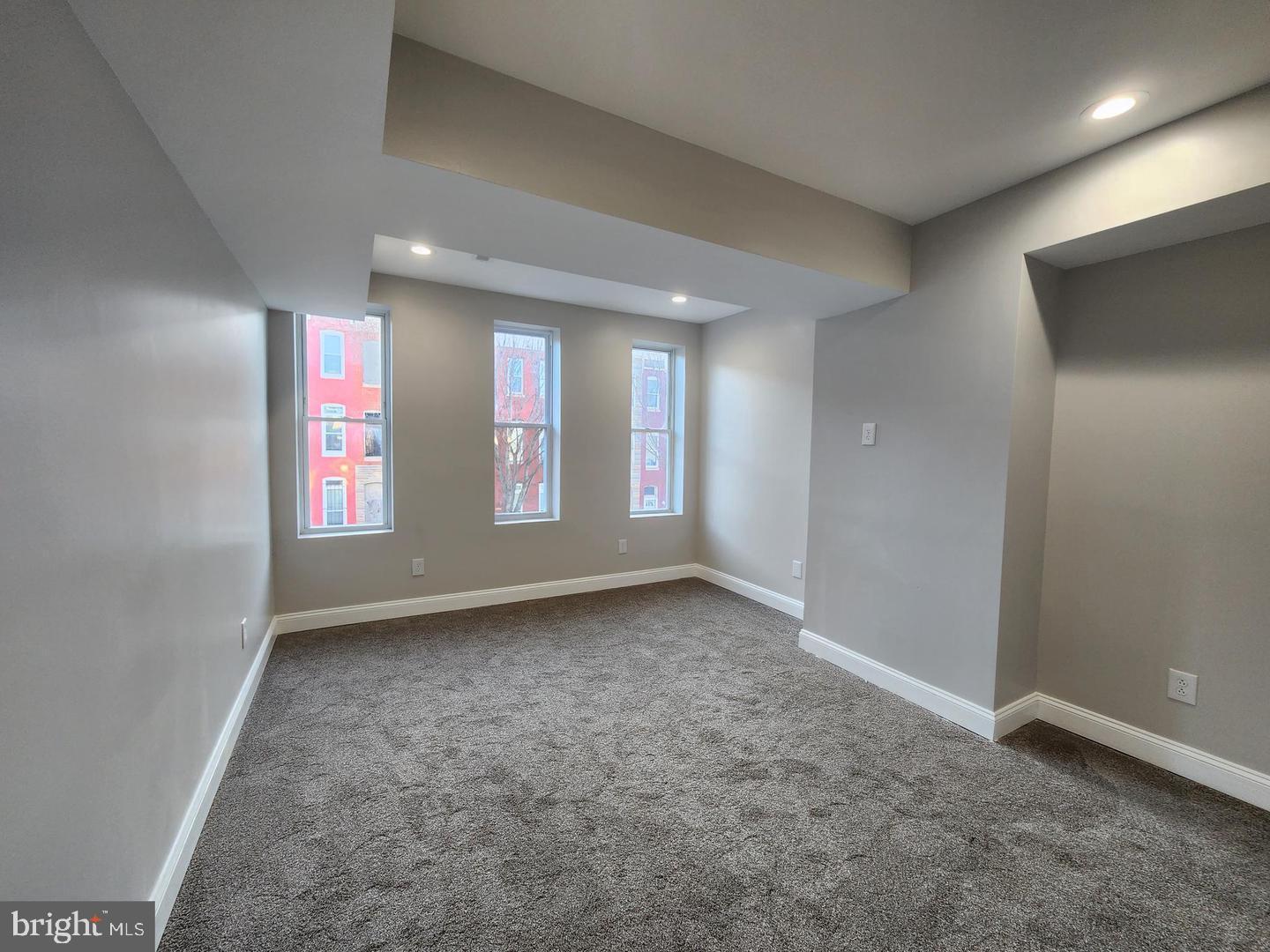 1136 N Carey St Property Photo 19