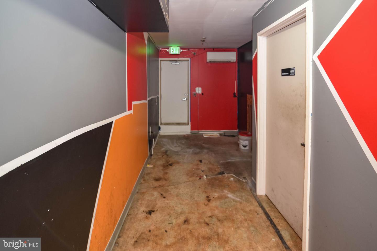 2-4 E Preston St Property Photo 10