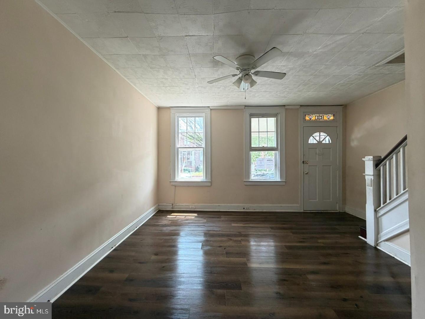 3418 Elmora Ave Property Photo 2