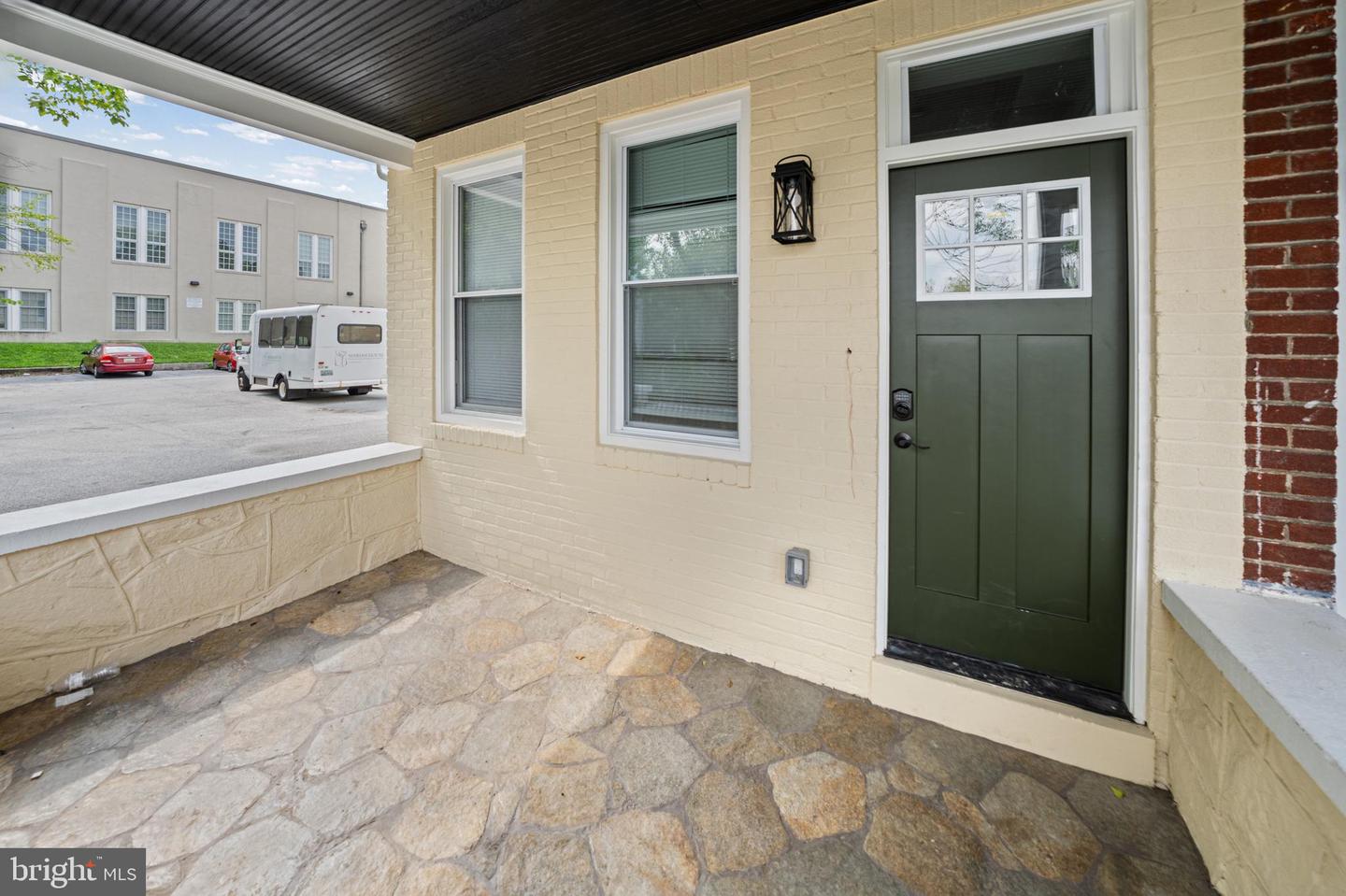 700 Belgian Ave Property Photo 3