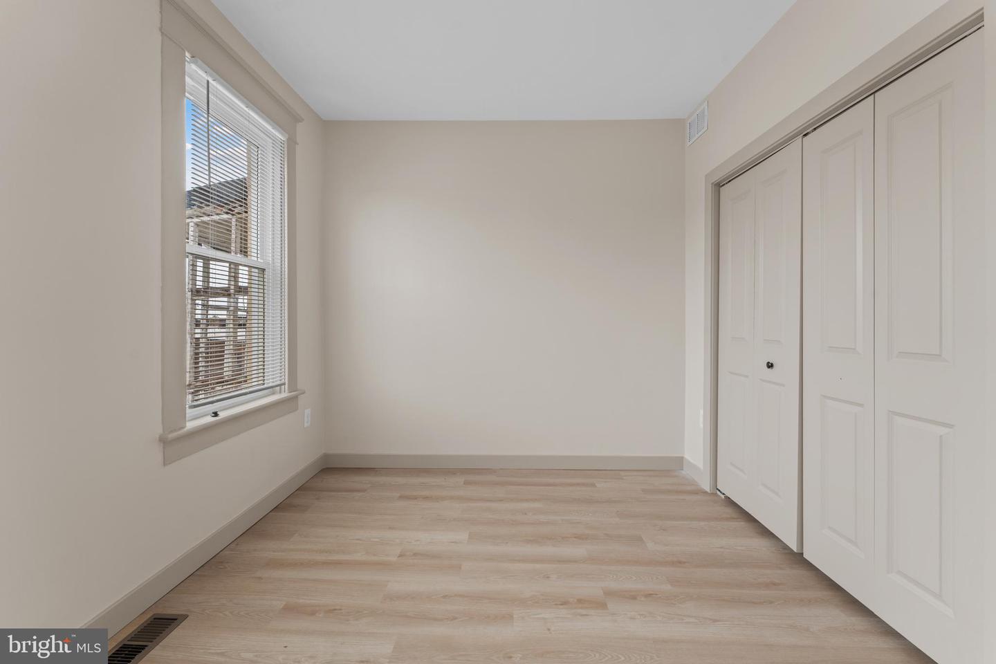 1909 Ruxton Ave Property Photo 27