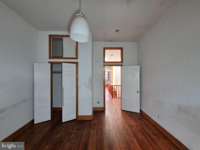 1229 S Carey St Property Photo 13