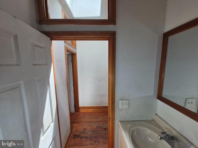 1229 S Carey St Property Photo 15