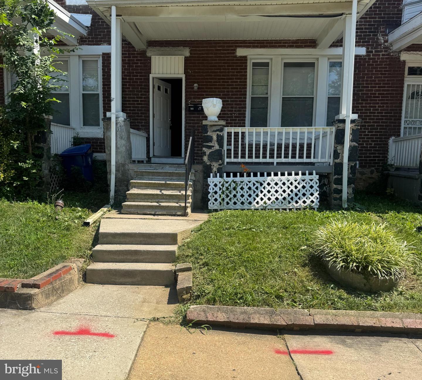 3907 Fairview Ave Property Photo 2