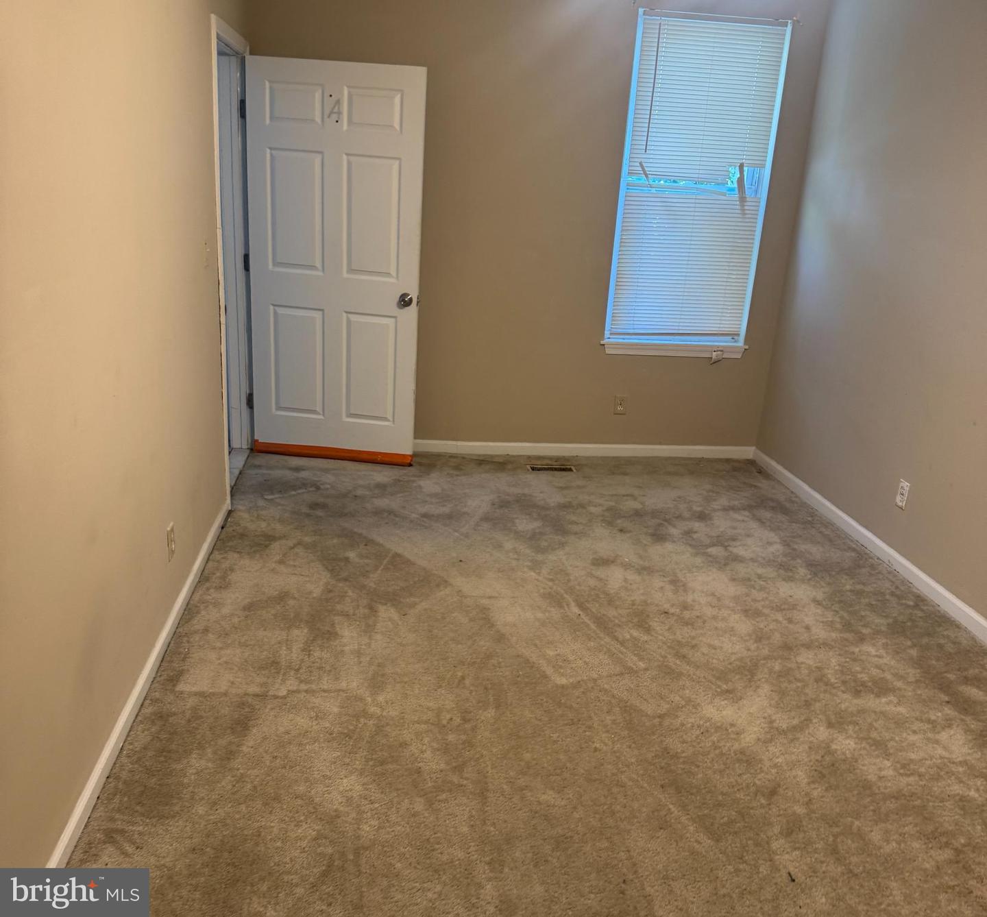 3907 Fairview Ave Property Photo 11