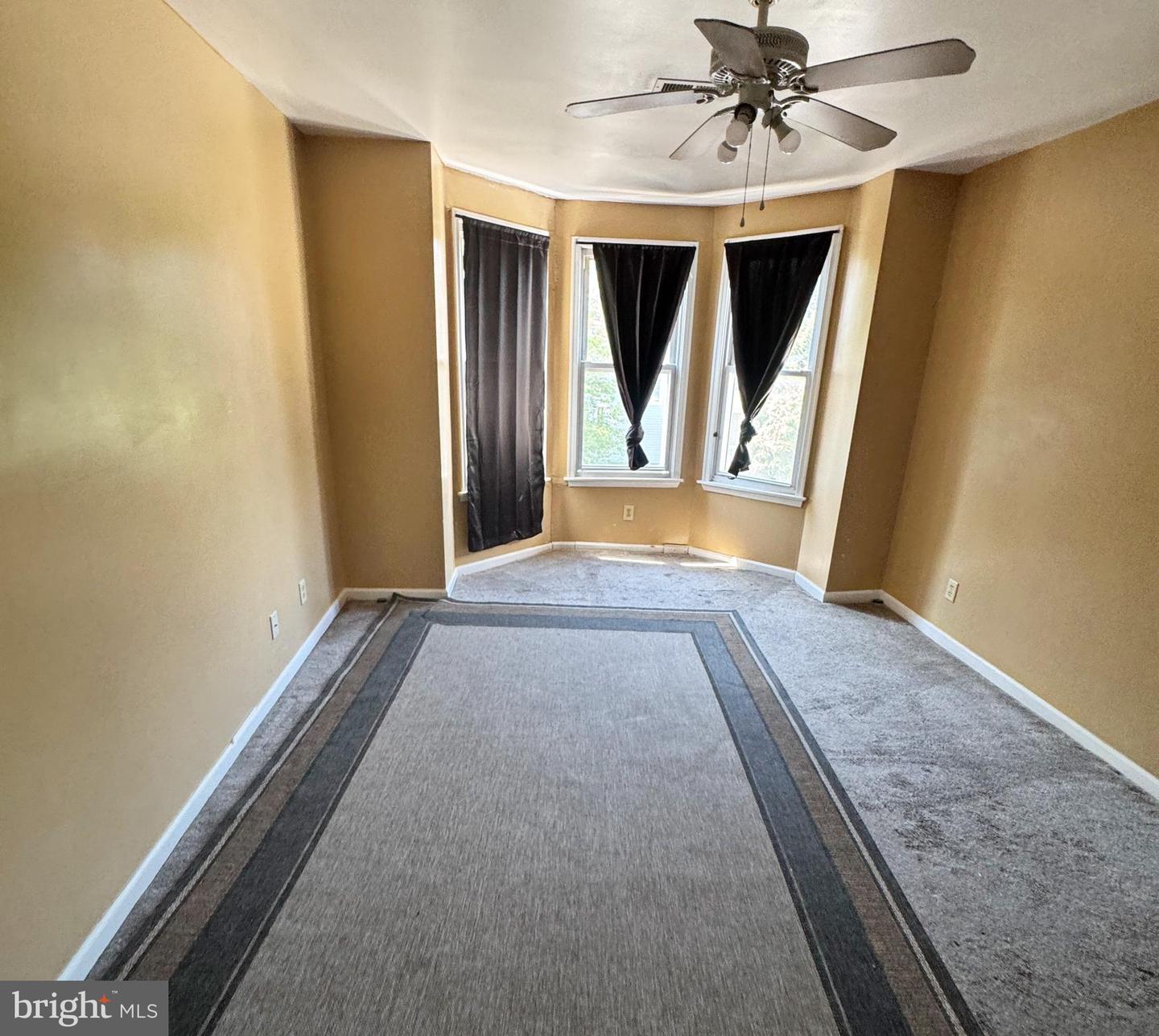 3907 Fairview Ave Property Photo 15