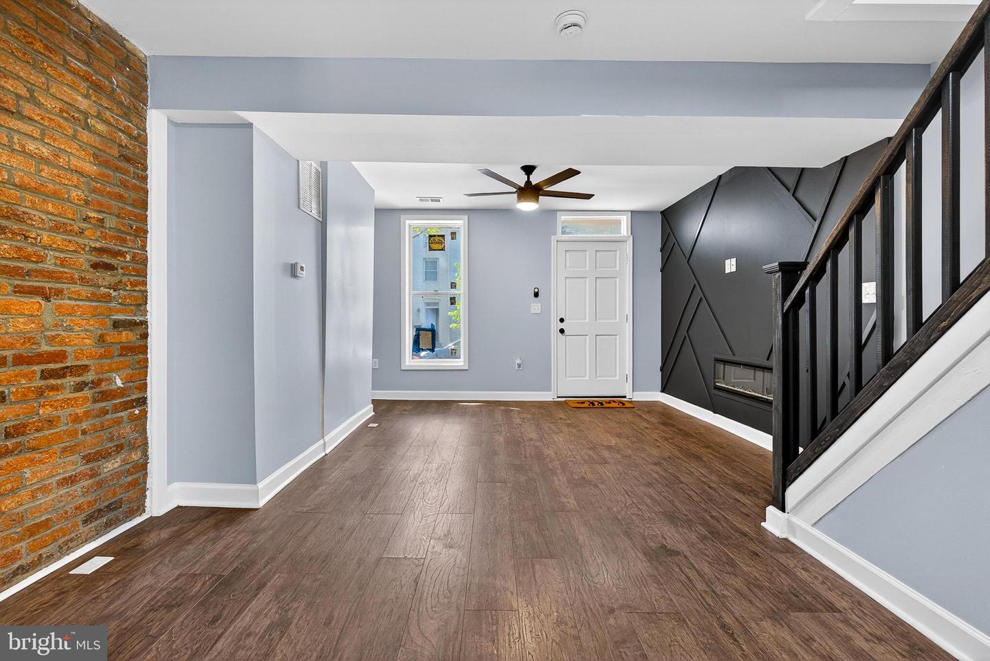 1212 W Lombard St Property Photo 5