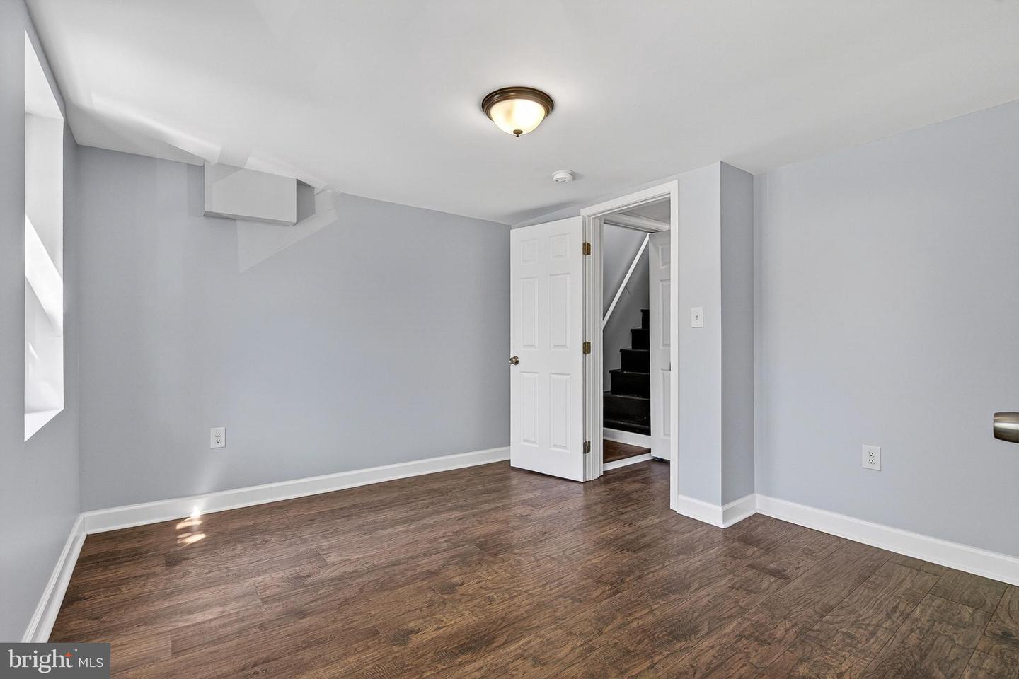 1212 W Lombard St Property Photo 19
