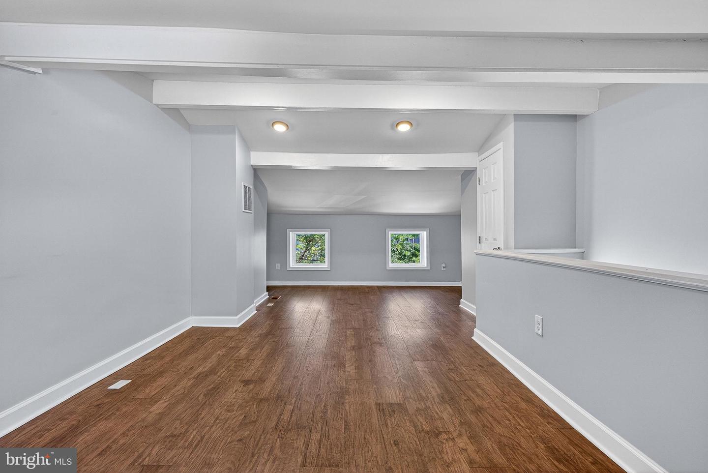 1212 W Lombard St Property Photo 22