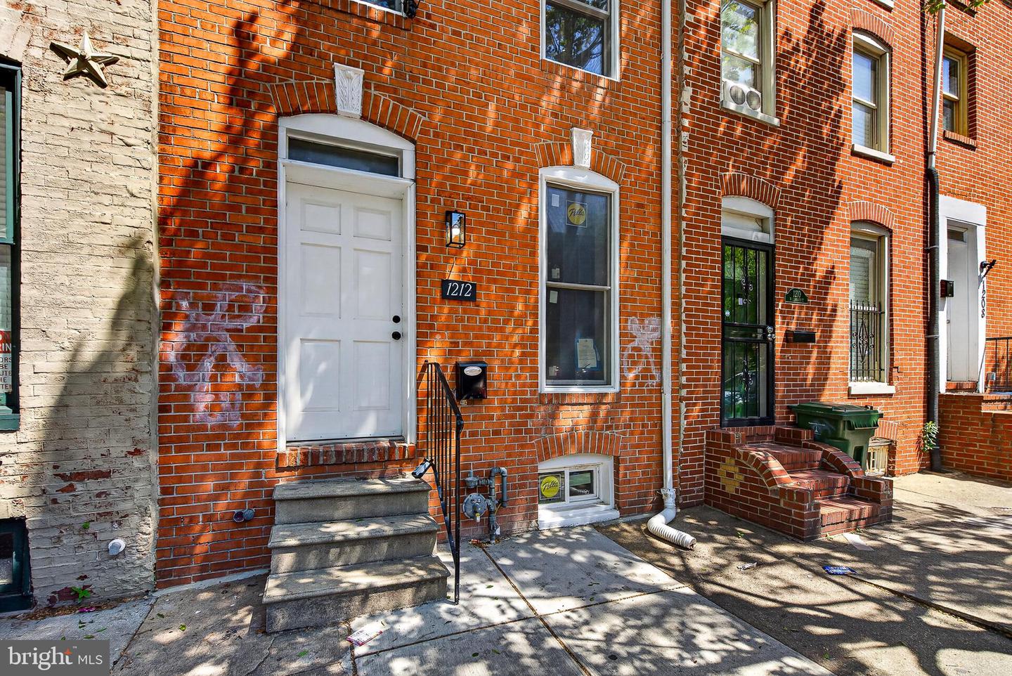 1212 W Lombard St Property Photo 30