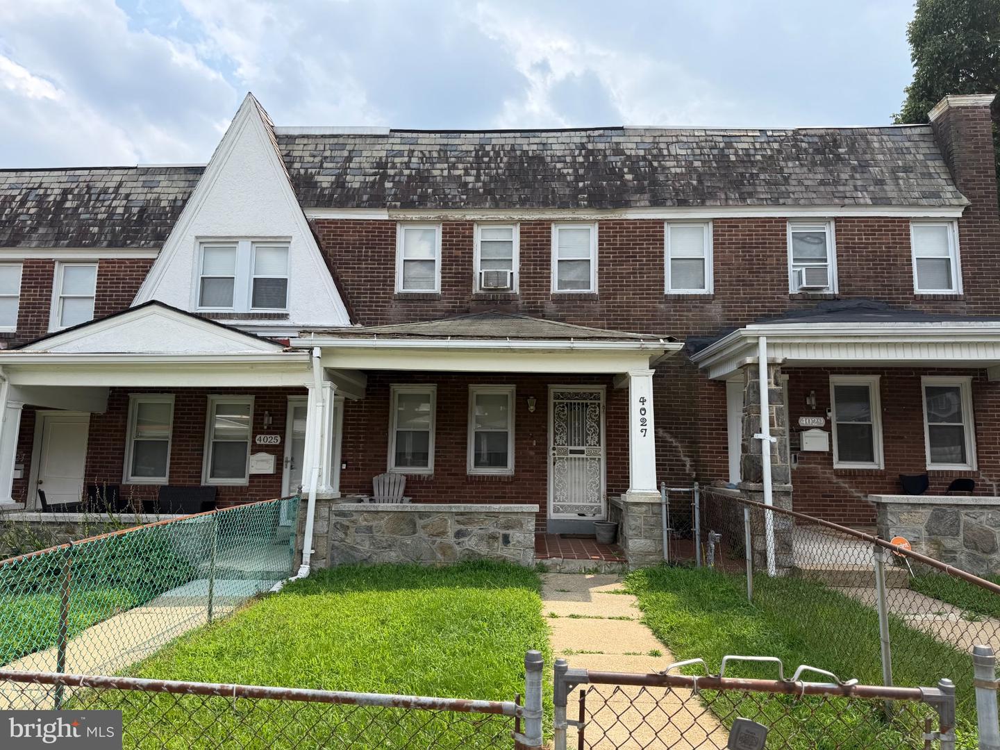 4027 Cranston Ave Property Photo 1