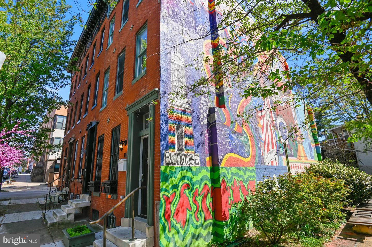 111 E LAFAYETTE AVE Property Photo 1