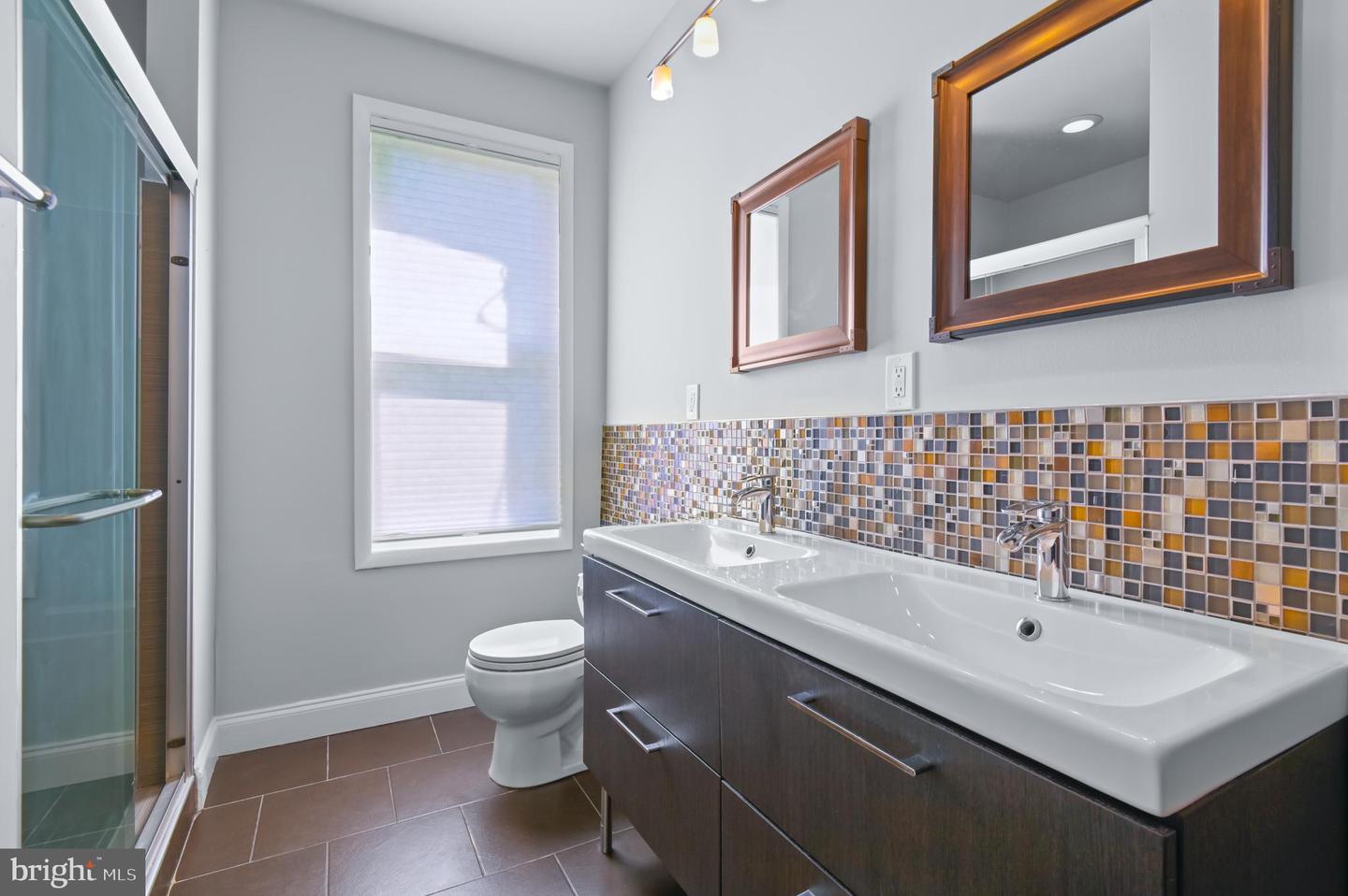 111 E Lafayette Ave Property Photo 27