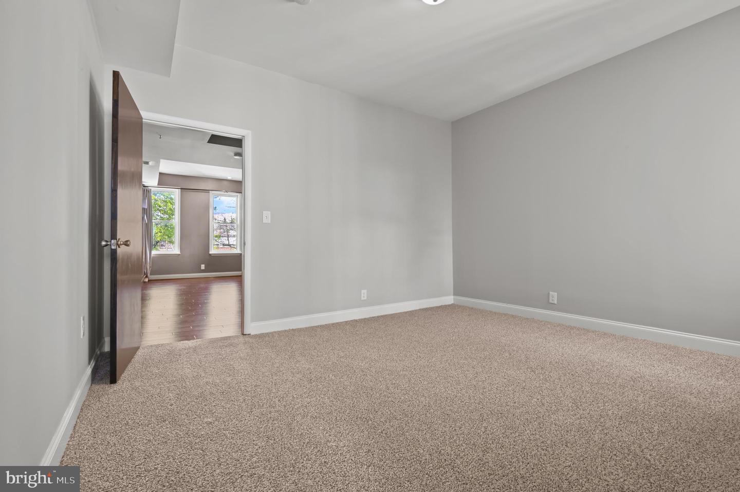 111 E Lafayette Ave Property Photo 39