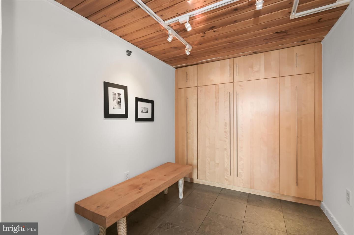 2901 Boston St #102 Property Photo 31