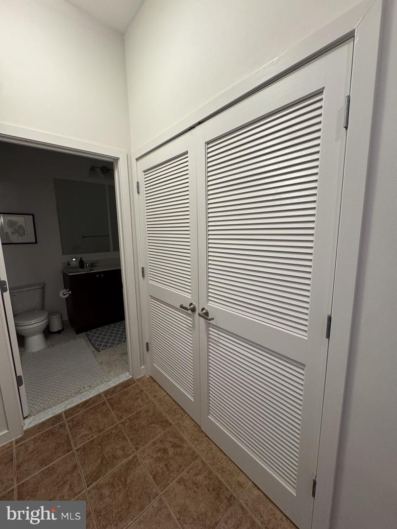 1209 N Charles St N #204 Property Photo 15