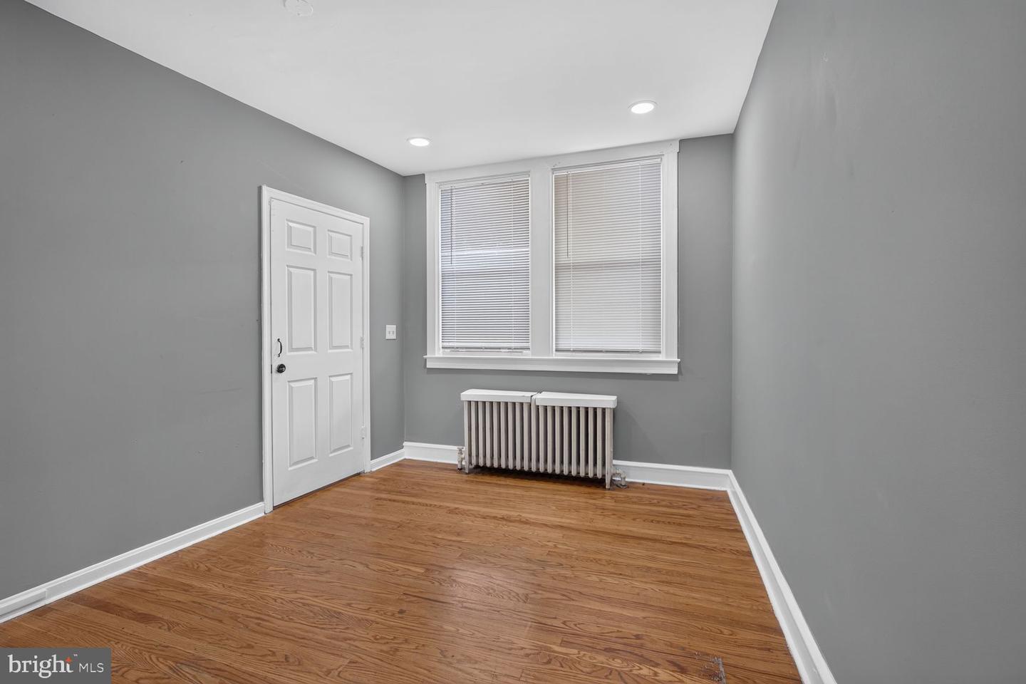 420 Elrino St Property Photo 2