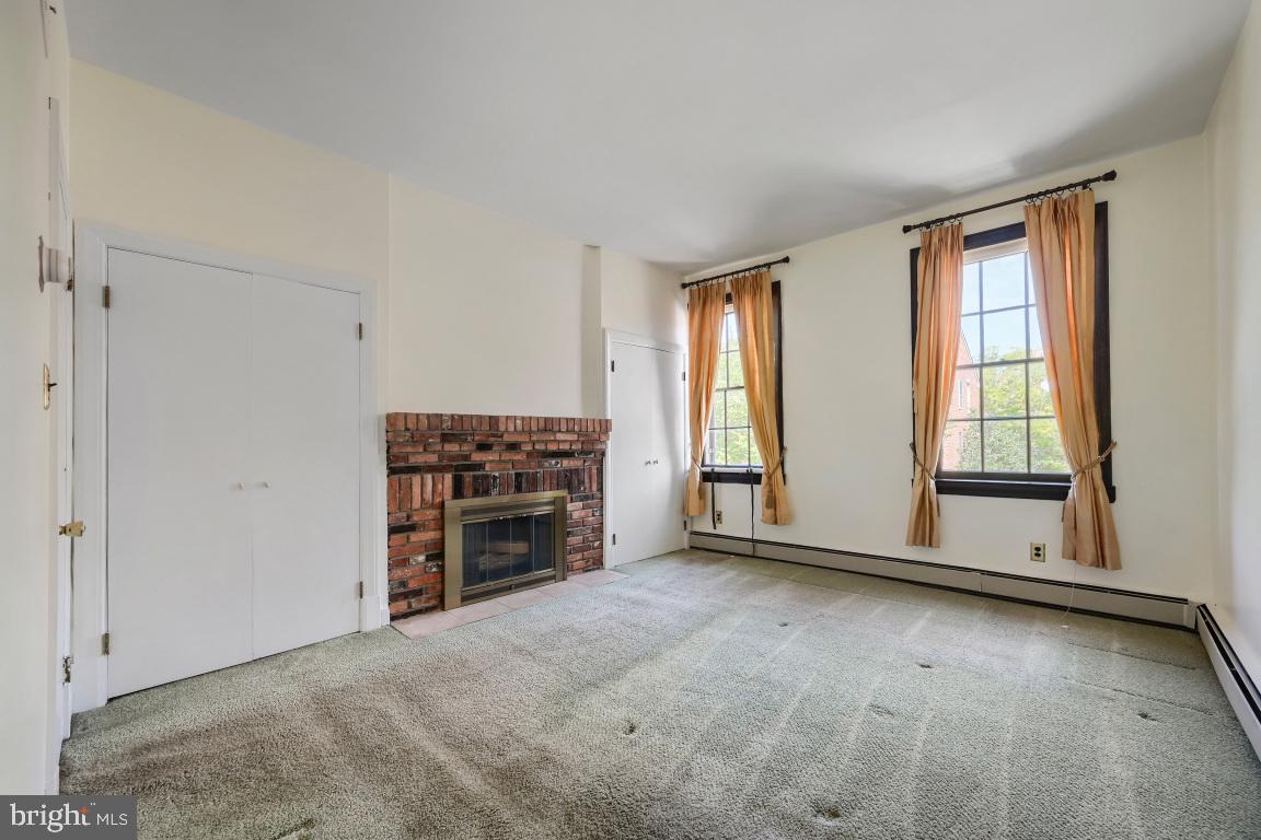 109 W Barre St Property Photo 14