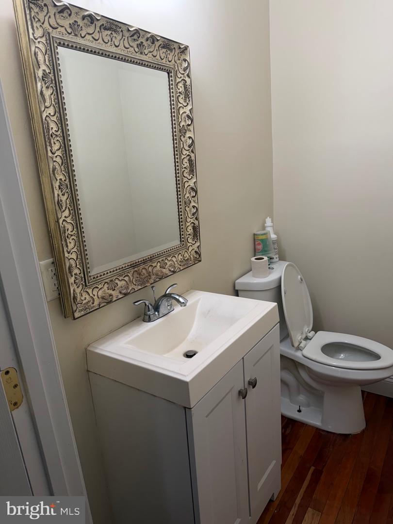 1453 Washington Blvd Property Photo 8