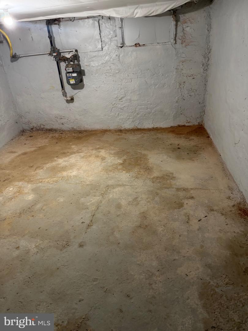 1453 Washington Blvd Property Photo 22