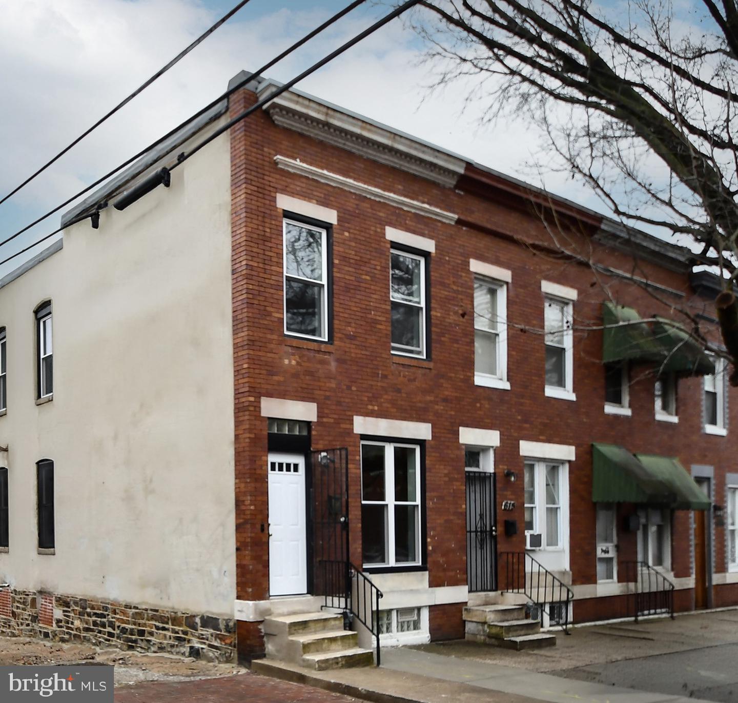 617 N Ashburton St Property Photo 1